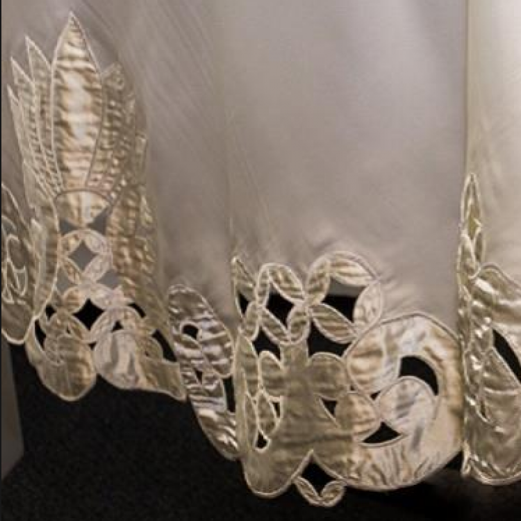 90 Round - Ivory Contessa 90 Round Specialty Linen 90 Round - Ivory Contessa 90 Round Specialty Linen