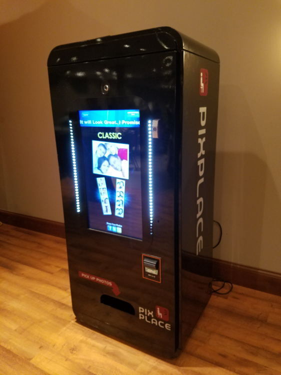 Photo Booth w/ touchscreen