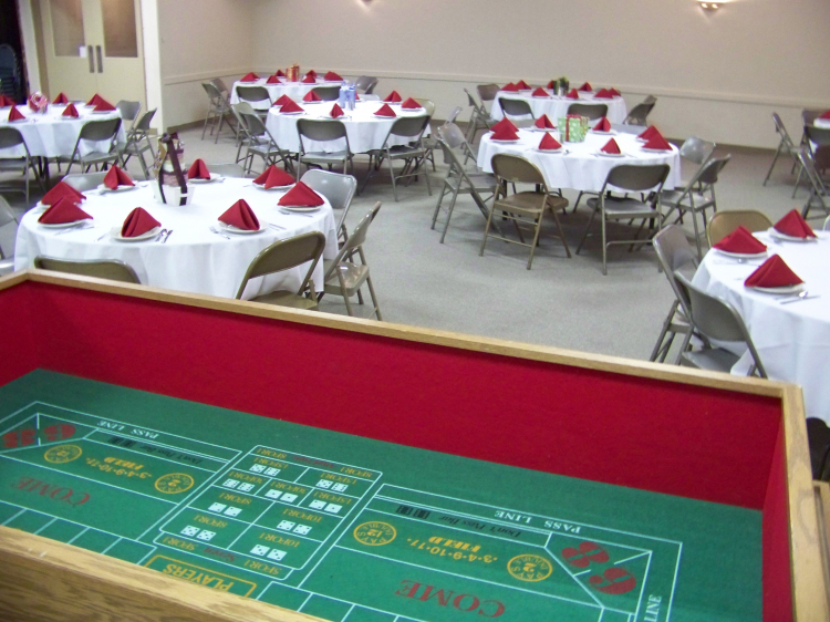 Craps Table w/ accessories