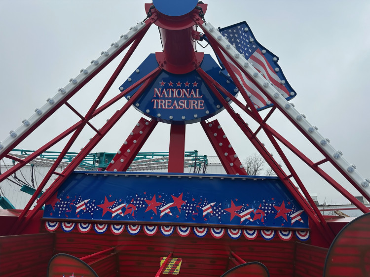 Pirate Ship National Treasure Carnival Ride