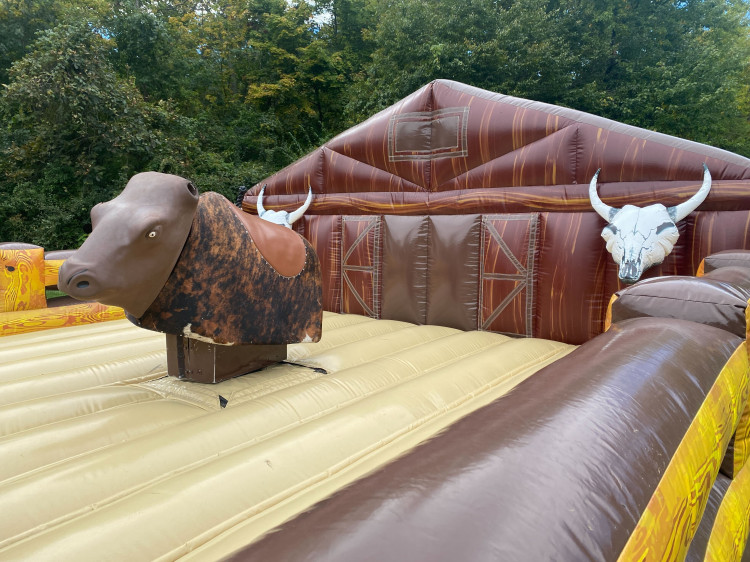 Mechanical Bull Premium (4 Hour Rental)