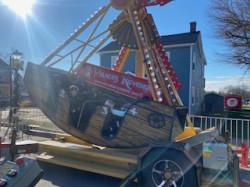 image4 1670440614 Pirate Ship Carnival Ride