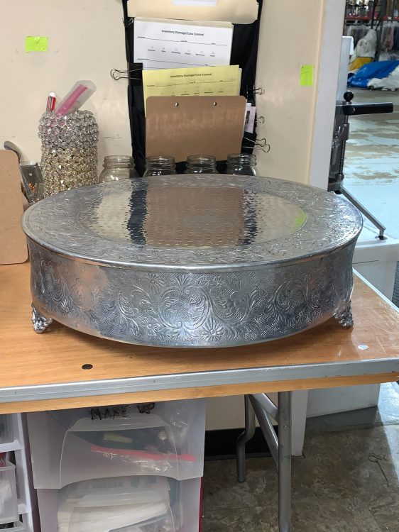 Silver Large Traditional Round Cake Stand