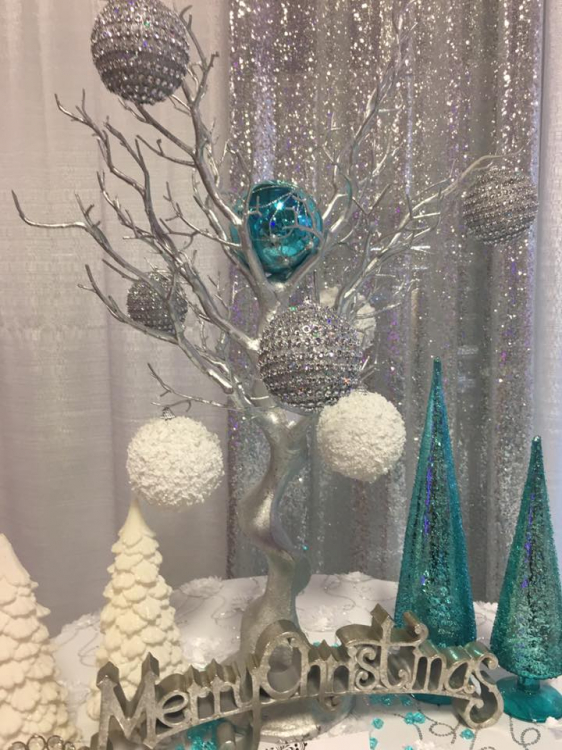 Silver Matte Manzanita Tree 30