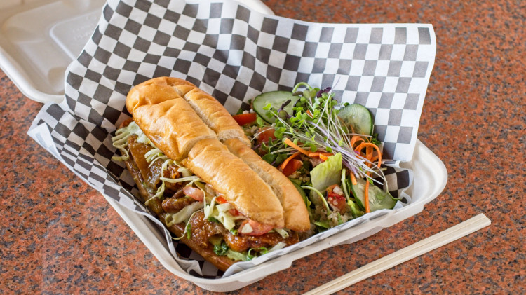 BarBQ Right-Grilled Chicken Breast & Pulled Pork or Brisket)