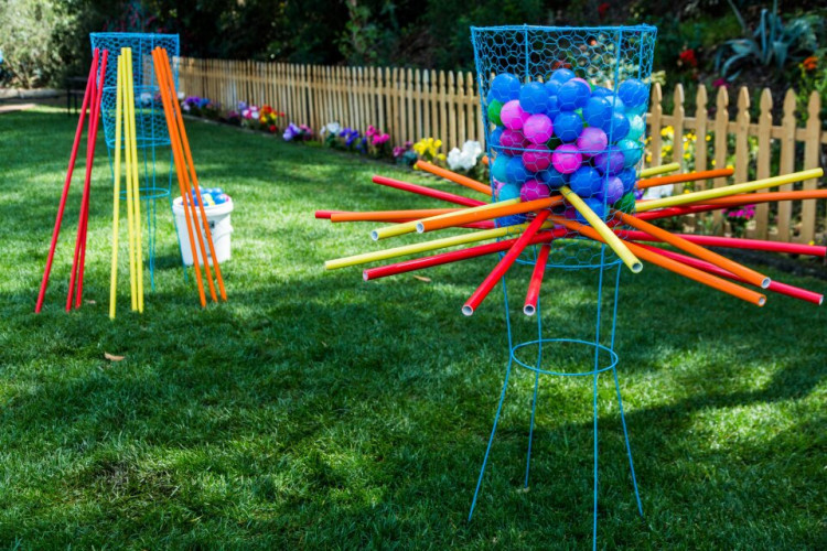 Kerplunk Life Size