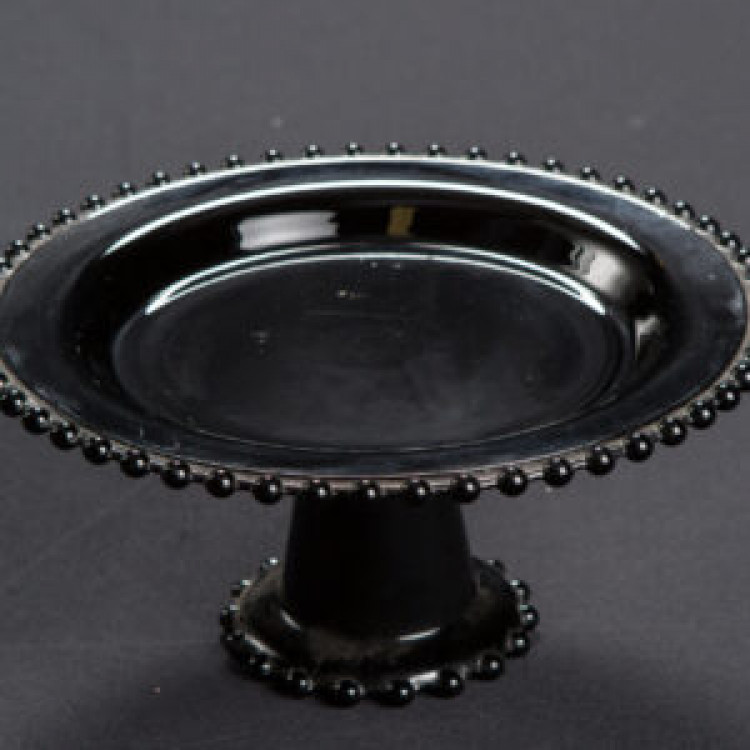 Black Cake Stand
