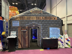 Escape Room Mega Intergalactic Library