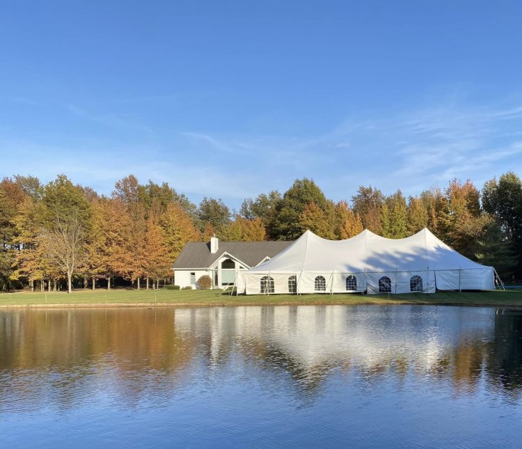 40'x80' Wood Pole Tent