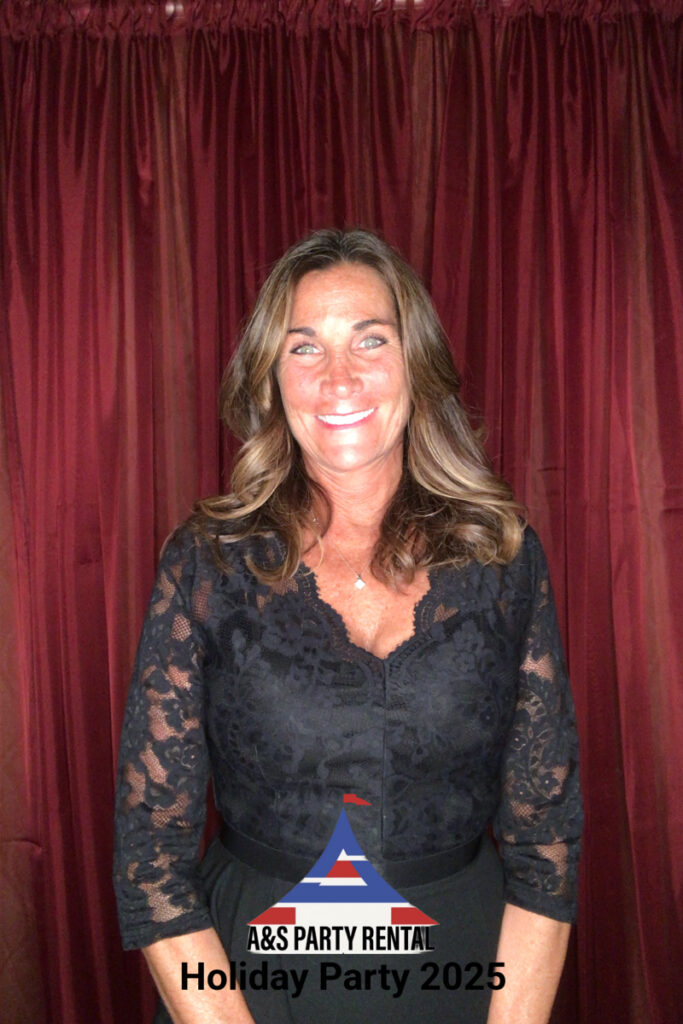 Staff 11 DebbieBestHeadshot