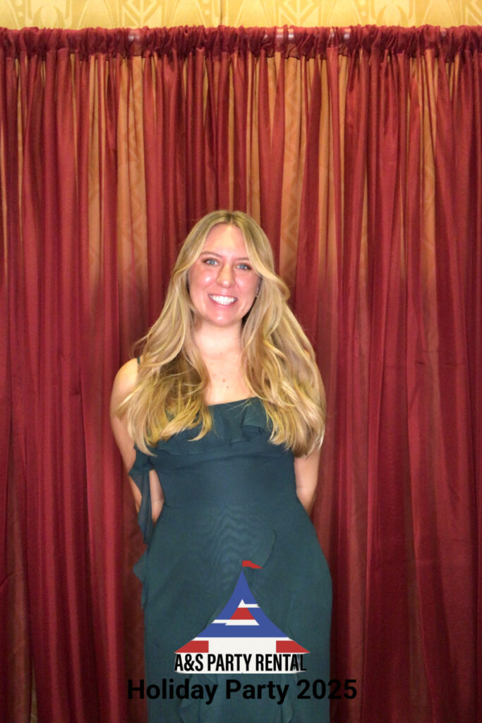 Staff 6 SarahHeadshot